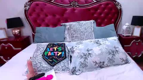 Snapshot of rossecougar_x chatting on 01.17.26 Rosse Cougar online show from 01.17.26