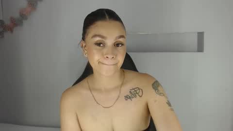 Snapshot of rossi_baker chatting on 12.03.25 Rossi online show from 12.03.25