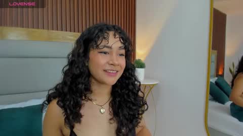 rossie_lanie_ online show from 12.20.25