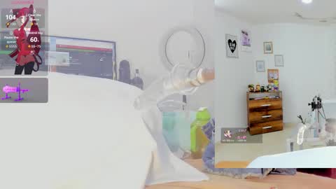 Snapshot of rosy_emely_ chatting on 11.01.25 rosy_emely_ online show from 11.01.25