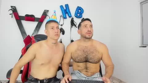 Snapshot of roughsex_and_bdsm chatting on 11.23.25 Tommy and Steven online show from 11.23.25