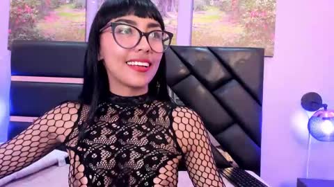  JESSY ROULY online show from 01.11.25