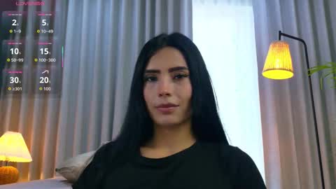 Snapshot of rouse_leon chatting on 10.04.25 Rouse leon online show from 10.04.25