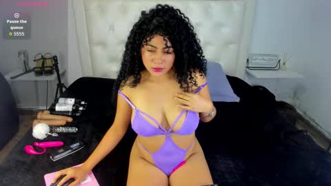 rouse_sexy_hotxx77 online show from 10.05.25