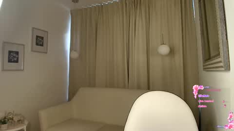 Snapshot of rousee_v chatting on 02.12.26 Rousee online show from 02.12.26