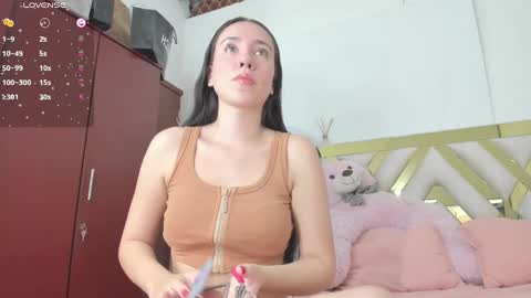 Snapshot of rousee_yarelds chatting on 12.05.24 rousee_yarelds online show from 12.05.24