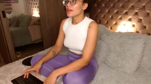 Snapshot of rouss_henao chatting on 03.04.25 Rouss marie henao online show from 03.04.25