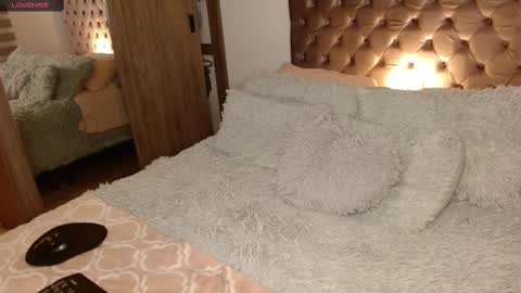 Snapshot of rouss_henao chatting on 03.08.25 Rouss marie henao online show from 03.08.25