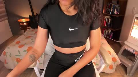 Snapshot of rouss_henao chatting on 09.12.25 Rouss marie henao online show from 09.12.25