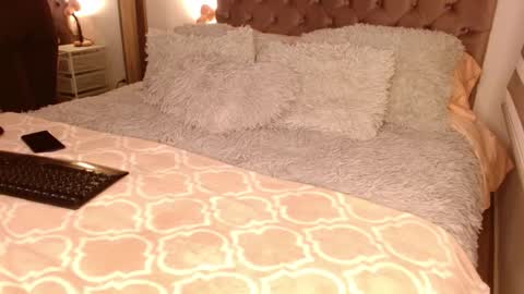 Snapshot of rouss_henao chatting on 10.07.25 Rouss marie henao online show from 10.07.25