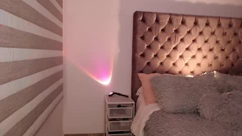 Snapshot of rouss_henao chatting on 10.15.25 Rouss marie henao online show from 10.15.25