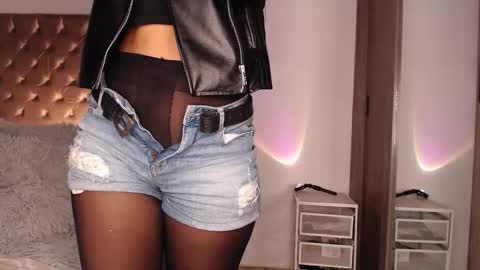 Snapshot of rouss_henao chatting on 10.19.25 Rouss marie henao online show from 10.19.25