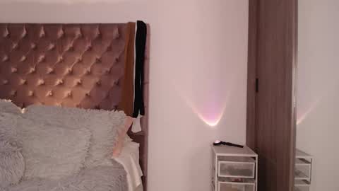 Snapshot of rouss_henao chatting on 10.20.25 Rouss marie henao online show from 10.20.25