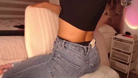 Snapshot of rouss_henao chatting on 03.10.26 Rouss marie henao online show from 03.10.26