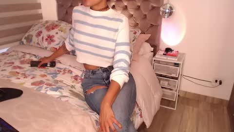 Snapshot of rouss_henao chatting on 03.15.26 Rouss marie henao online show from 03.15.26