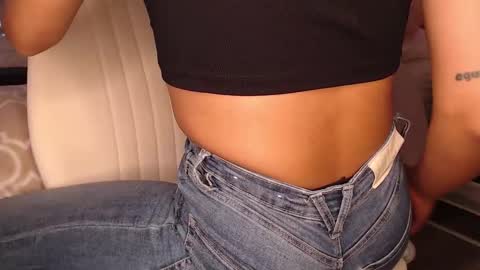 Snapshot of rouss_henao chatting on 03.17.26 Rouss marie henao online show from 03.17.26