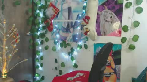 Snapshot of rousse_kitty69 chatting on 11.19.25 Daniela Ferreira online show from 11.19.25