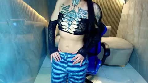 Roux  online show from 11.19.25