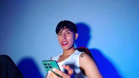 Snapshot of rowanboy23 chatting on 11.28.25 rowanboy23 online show from 11.28.25