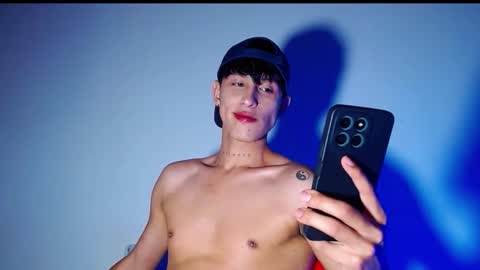 Snapshot of rowanboy23 chatting on 12.15.25 rowanboy23 online show from 12.15.25