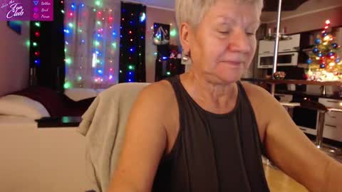 Roxana online show from 12.31.24