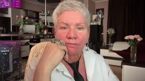 Roxana online show from 02.26.25