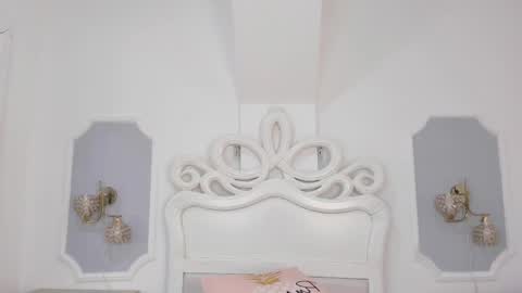 roxana_scott1 online show from 11.15.25