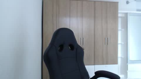 Snapshot of roxanalove7 chatting on 11.23.25 Roxana online show from 11.23.25