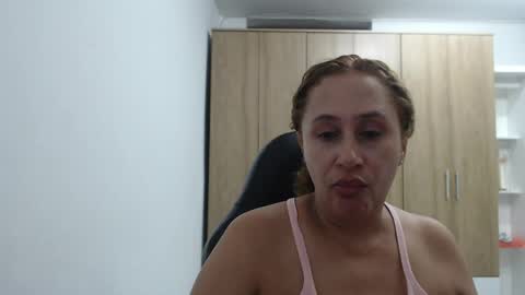 Snapshot of roxanalove7 chatting on 04.17.26 Roxana online show from 04.17.26