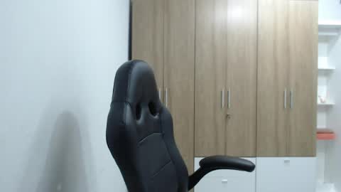 Snapshot of roxanalove7 chatting on 05.15.26 Roxana online show from 05.15.26