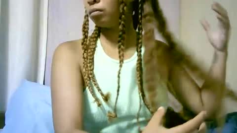 roxanne_98 online show from 12.21.25