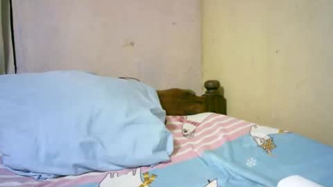 roxanne_98 online show from 12.23.25