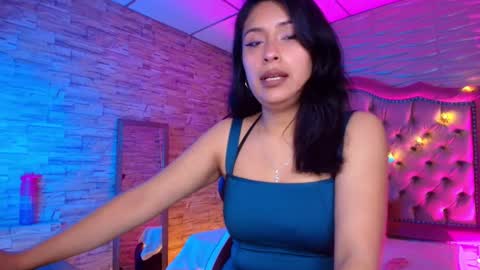 roxanne_han online show from 11.02.25