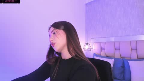 Roxie  online show from 02.08.25