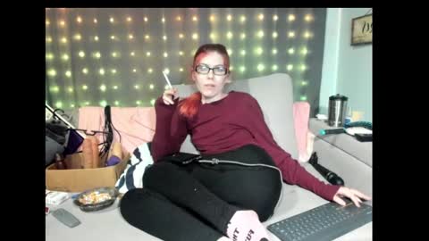 roxihazeleyes online show from 02.25.25