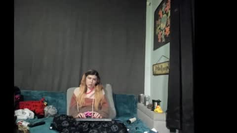 roxihazeleyes online show from 11.27.25