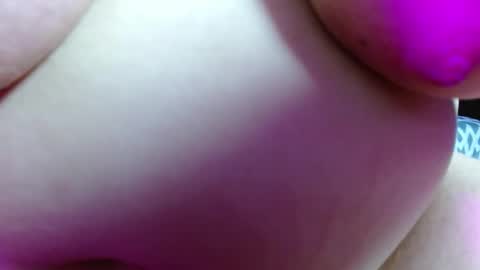 Snapshot of roxx_iie chatting on 11.21.25 roxiie online show from 11.21.25