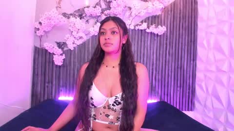 Roxxane online show from 01.13.26