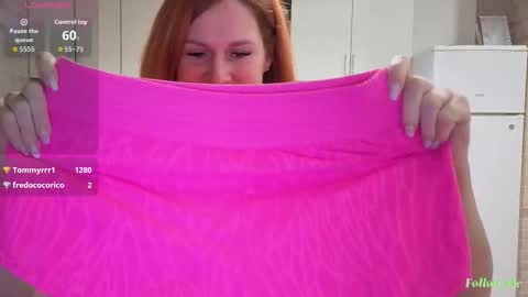 Snapshot of roxxxco chatting on 01.31.26 Tatyana online show from 01.31.26