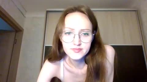 Snapshot of roxxywharton chatting on 10.18.25 Roxxy Wharton online show from 10.18.25