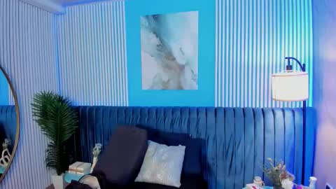 Roxy hell online show from 11.09.25