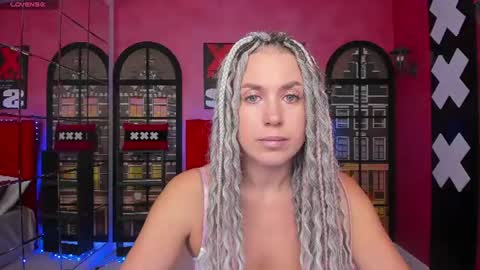 Roxy online show from 06.17.26