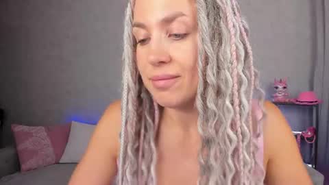 Roxy online show from 06.25.26