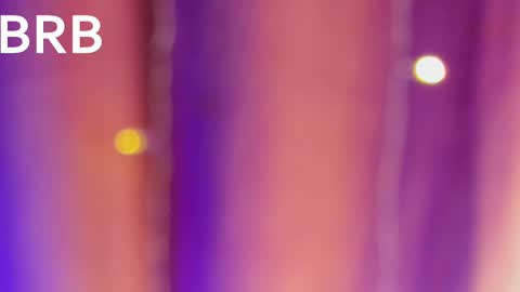 Snapshot of roxy_riot_ chatting on 02.13.25 roxy_riot_ online show from 02.13.25