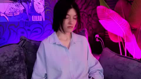 Snapshot of roxy_riot_ chatting on 09.21.25 roxy_riot_ online show from 09.21.25