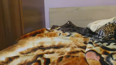 Snapshot of roxy_secrets chatting on 02.12.25 roxy secrets online show from 02.12.25