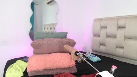 Roxy smith69 online show from 10.04.25