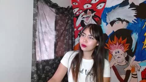 Snapshot of roxyandaron2 chatting on 11.01.25 RoxyAron online show from 11.01.25