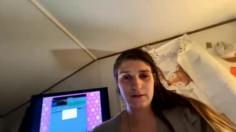 Roxy and Brock online show from 12.19.25