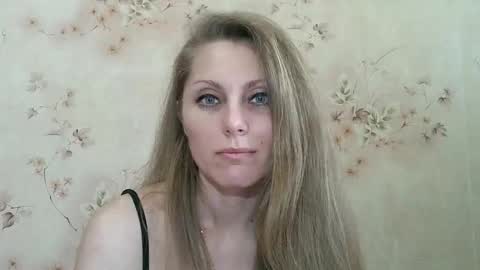 roxyfox18x01 online show from 03.28.26